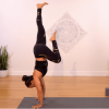 Drinie Aguilar – Yoga Collective – Strong Flow Into Handstand